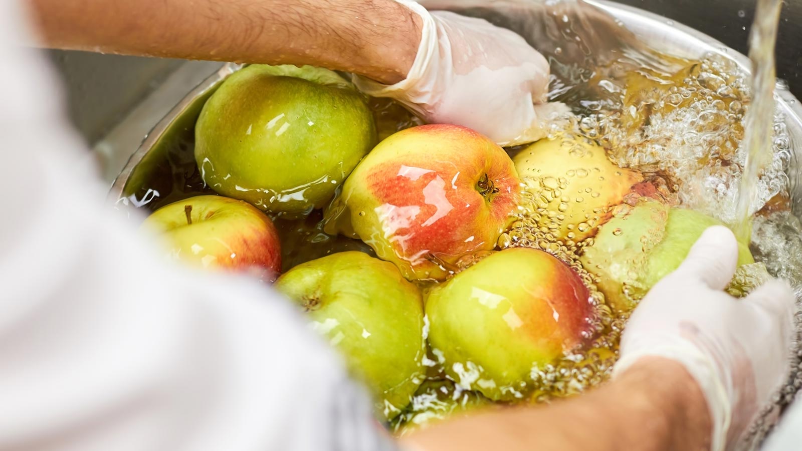 How to Wash Apples Properly A Comprehensive Guide